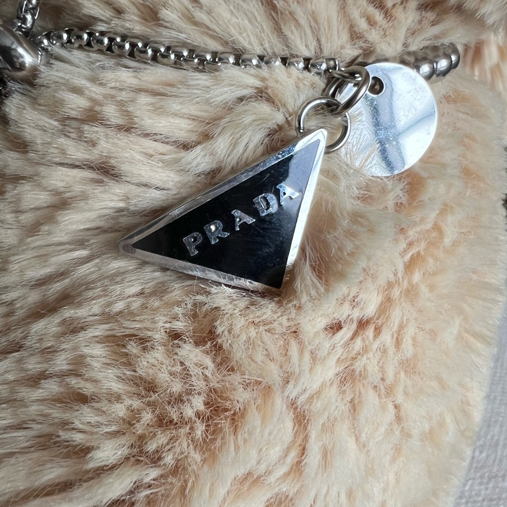 Upcycled vintage Prada Silver zipper pull charm on bracelet - Picture 4 of 10